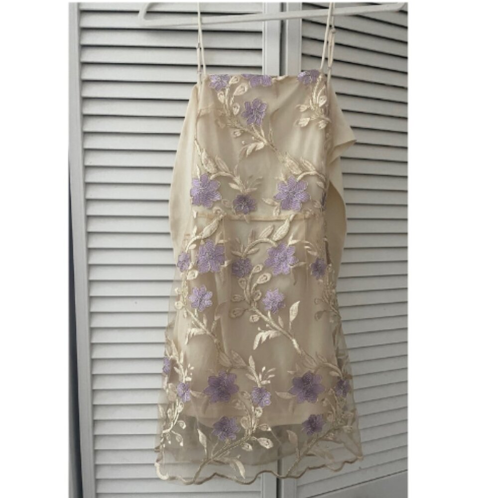 LUCY IN THE SKY Gold Floral Mesh Dress Amari Mesh Hoco Dress